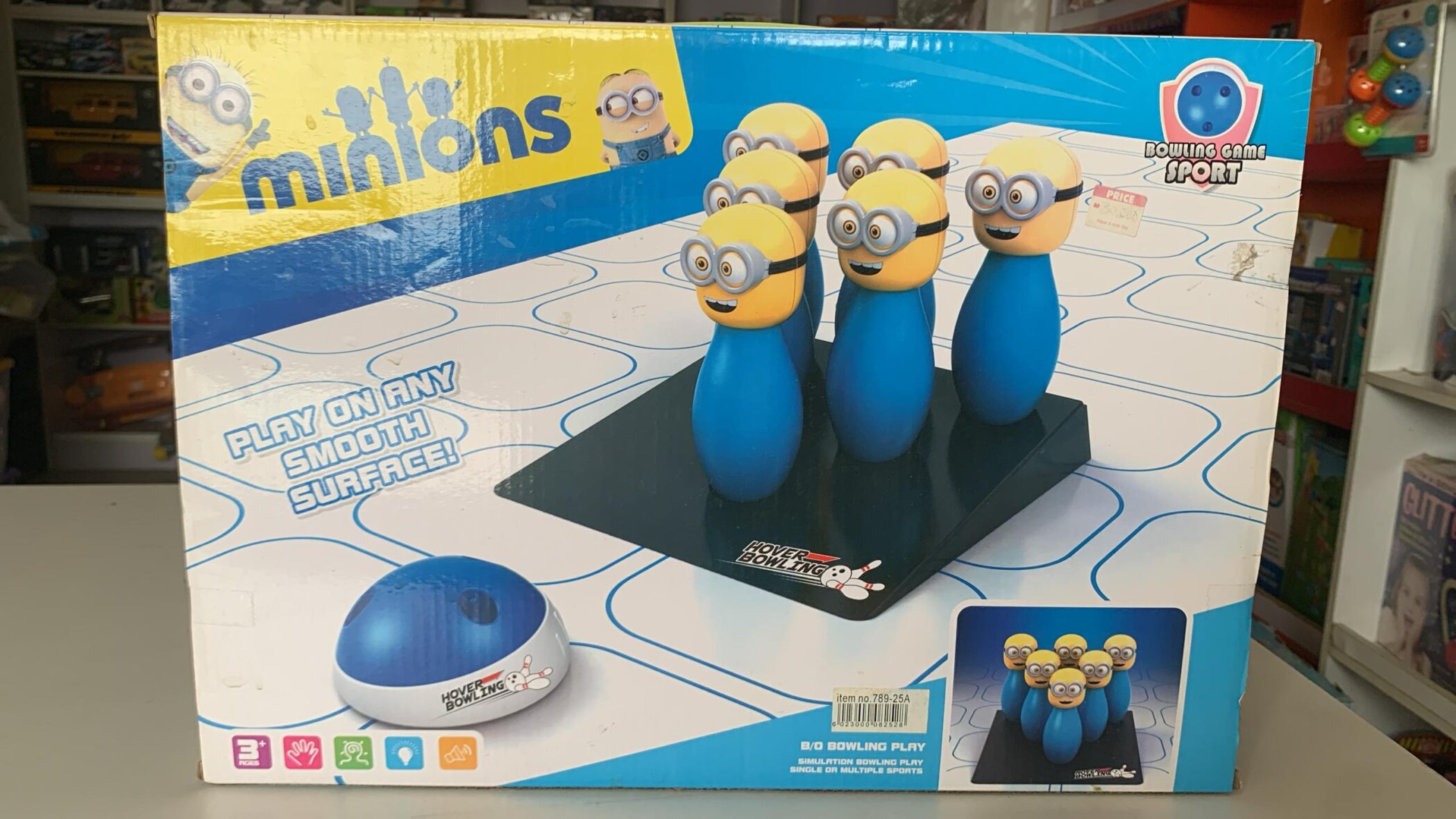 MINIONS HOVER BOWLING
