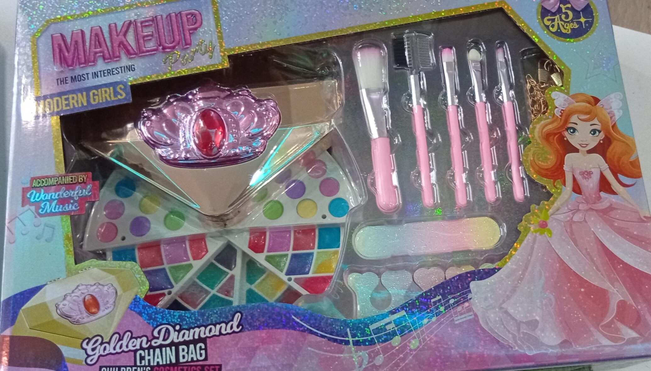 MAKEUP